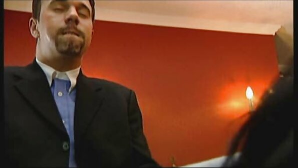 Egy nagy segg csaj, aki erotikus film magyarul szereti az anális tele van néhány cum