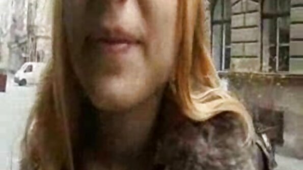 Egy nagy fasz dörömböl egy cuki belsejében erotikus film magyarul egy nagy finom szamárral