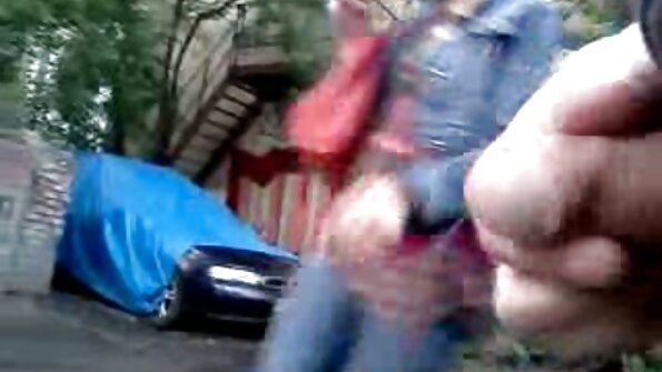 Szőke nagyi bever szex videók ingyen online egy fiatal ménest, és arckezelést kap